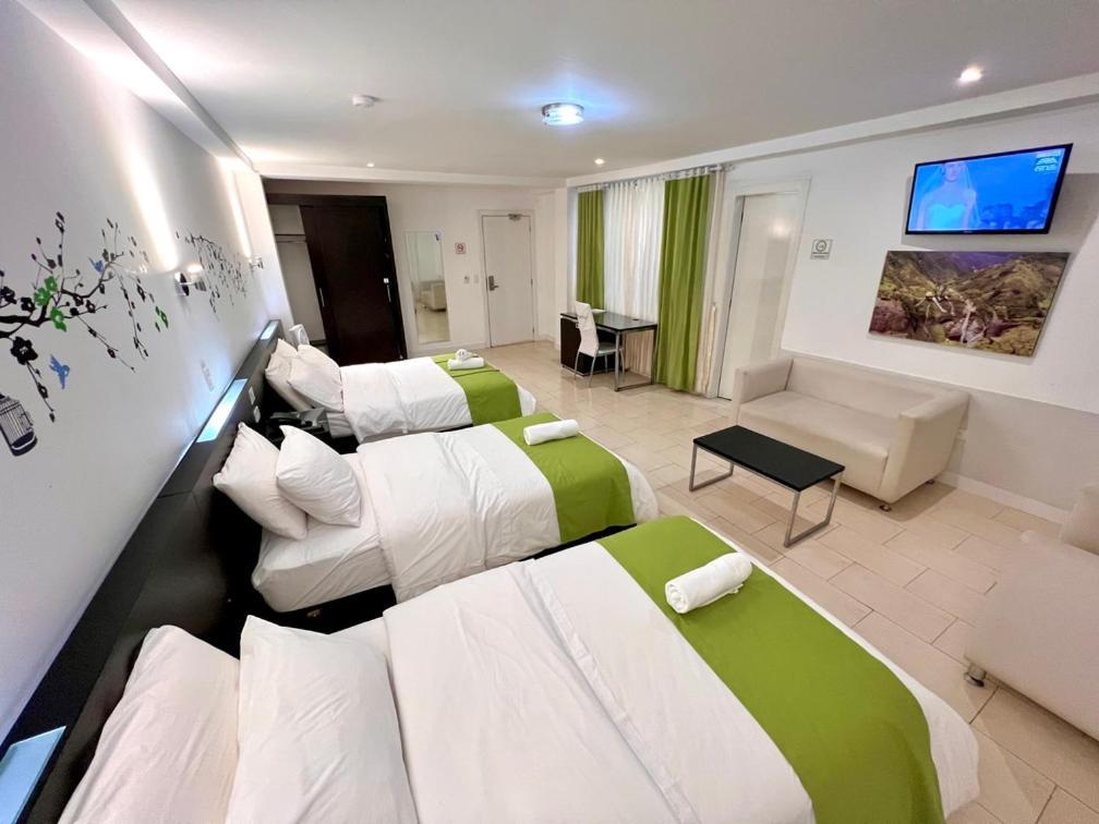 Destiny Hotel บาญอส ภายนอก รูปภาพ