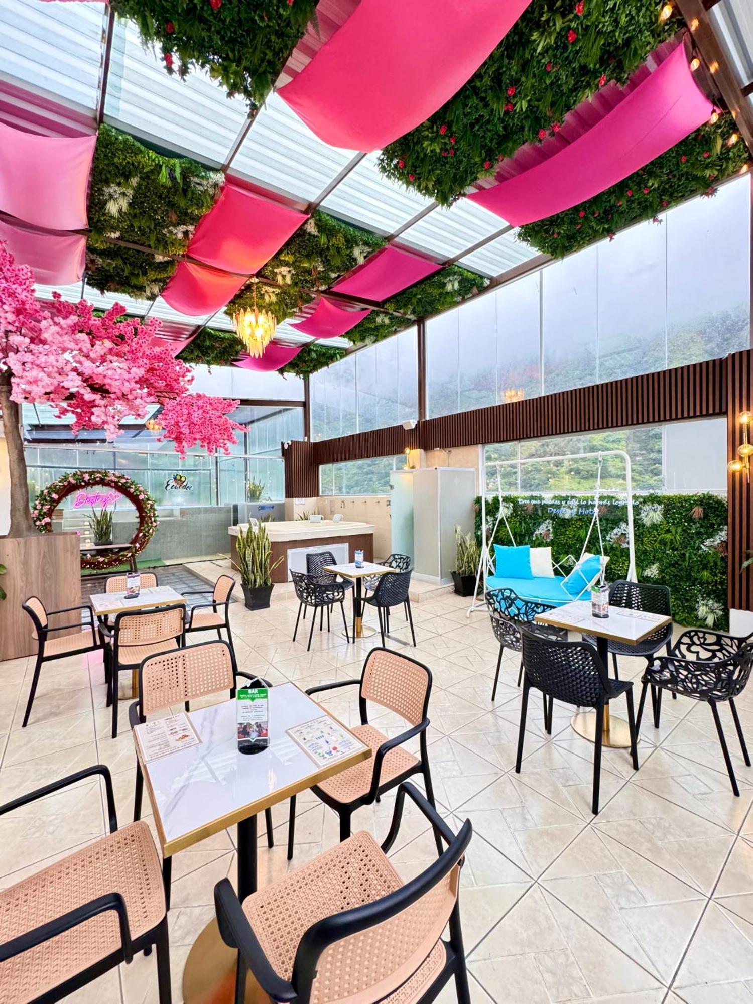 Destiny Hotel บาญอส ภายนอก รูปภาพ